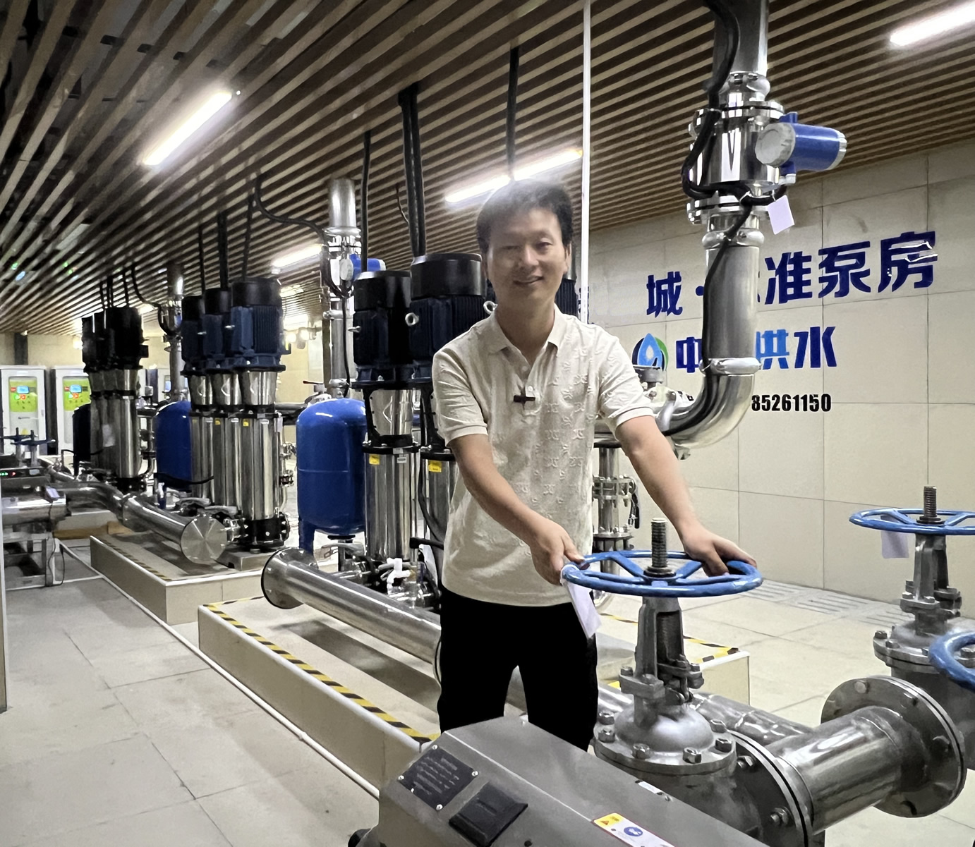 水箱式無負壓變頻給水設(shè)備