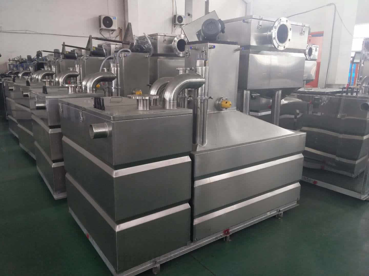 全自動隔油提升一體化設備是怎么將油污水分離出來的？